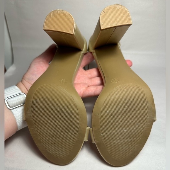 LULU’S Taylor Gold Ankle Strap Heels in US 6.5 sandals open toe date black tie - Picture 13 of 16